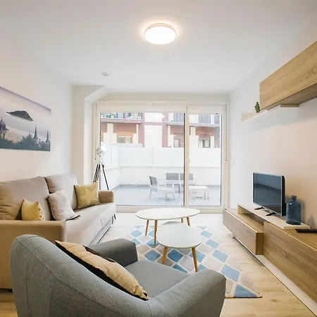 Gloria 3 Y 5 سان سيباستيان