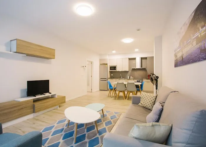 Lejlighed Gloria 3 Y 5 *